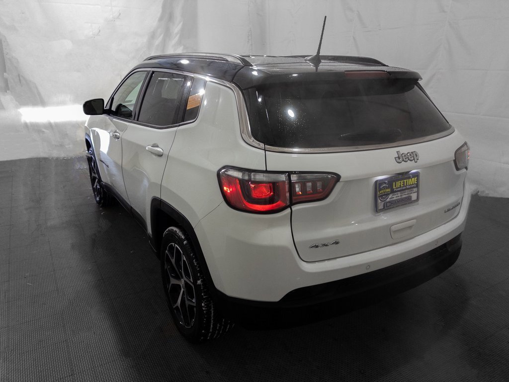 Used 2025 Jeep Compass Limited image 5