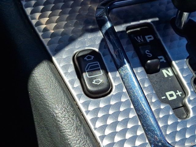 Used 2001 Mercedes-Benz SLK 230 image 22