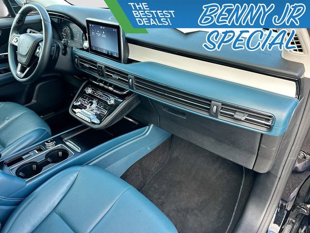 Used 2020 Lincoln Corsair Reserve w/ Beyond Blue Interior Package image 31