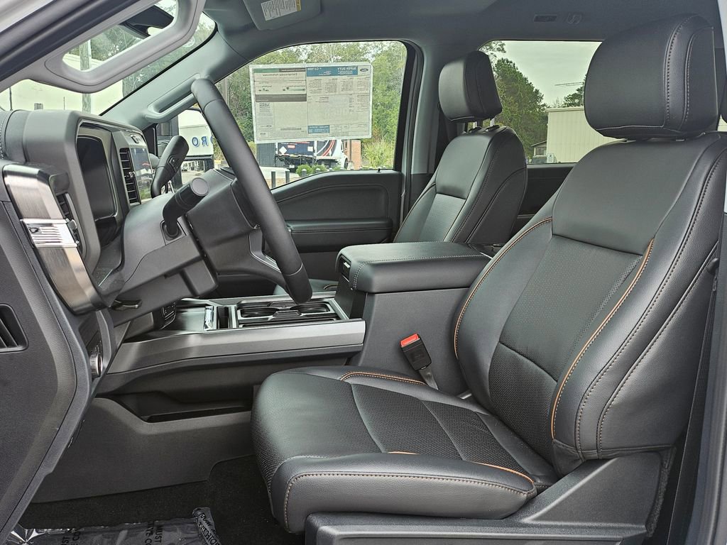 New 2026 Ford F250 Lariat w/ FX4 Off-Road Package image 4