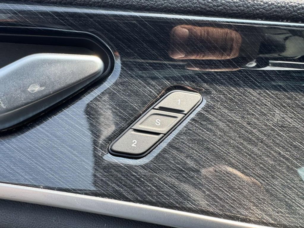 Used 2023 Jeep Grand Cherokee Trailhawk image 13