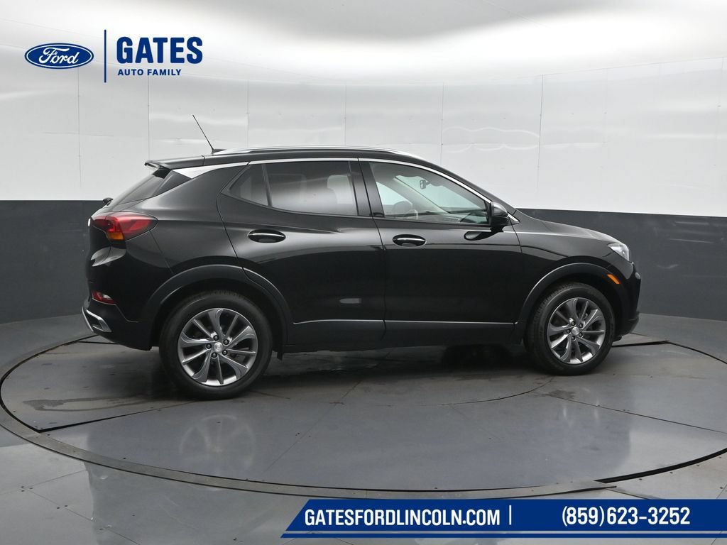 Used 2023 Buick Encore GX Essence w/ Experience Buick Package AWD/4WD image 3