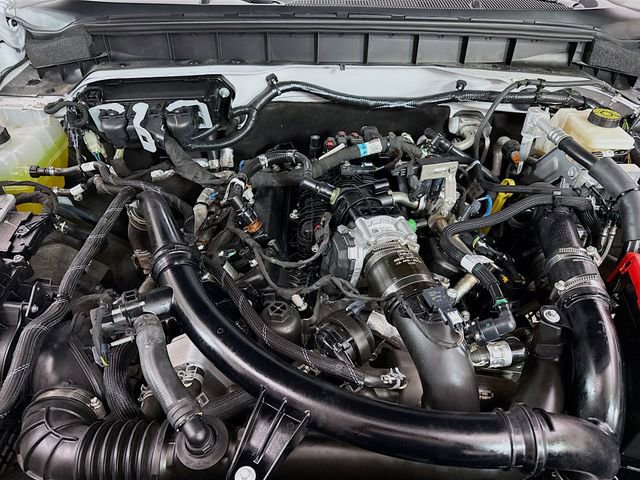 Used 2024 Ford Bronco Wildtrak AWD/4WD image 29