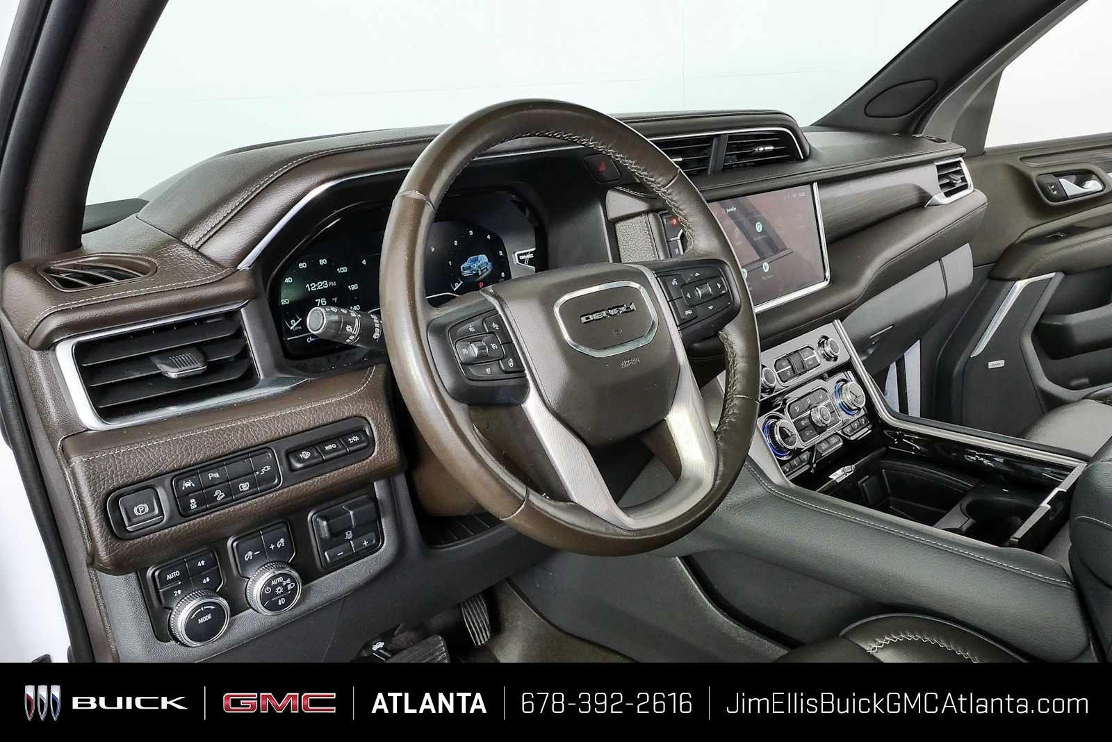 Certified 2022 GMC Yukon XL Denali w/ Max Trailering Package AWD/4WD image 4
