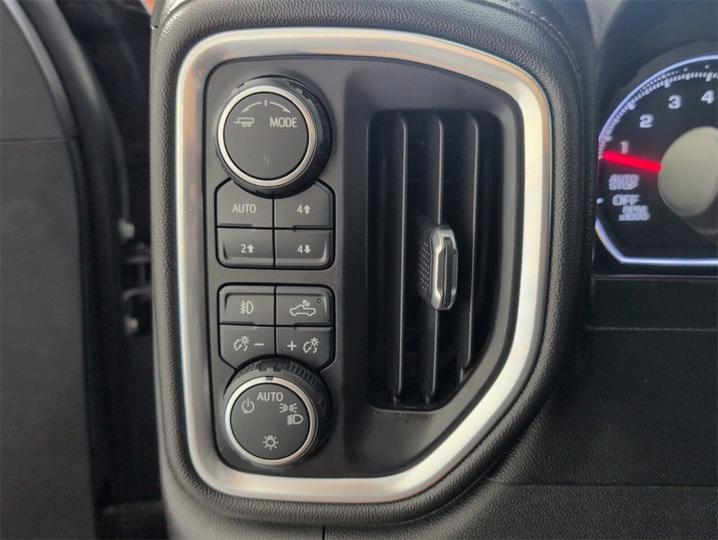 Used 2021 Chevrolet Silverado 1500 LT Trail Boss image 26