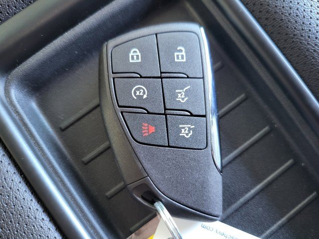 Used 2024 GMC Yukon XL SLT w/ SLT Luxury Package AWD/4WD image 28