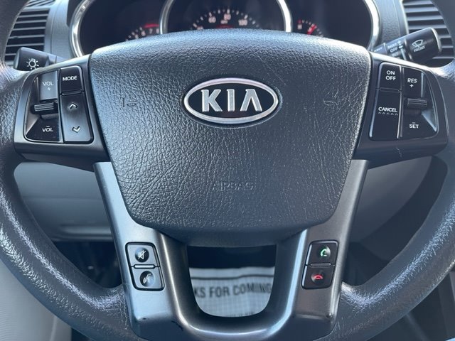 Used 2011 Kia Sorento LX image 20