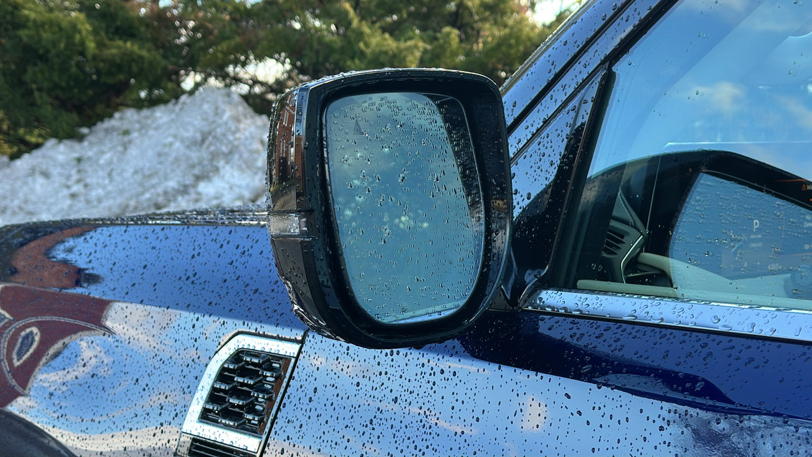 Certified 2025 Nissan Armada Platinum Reserve image 11