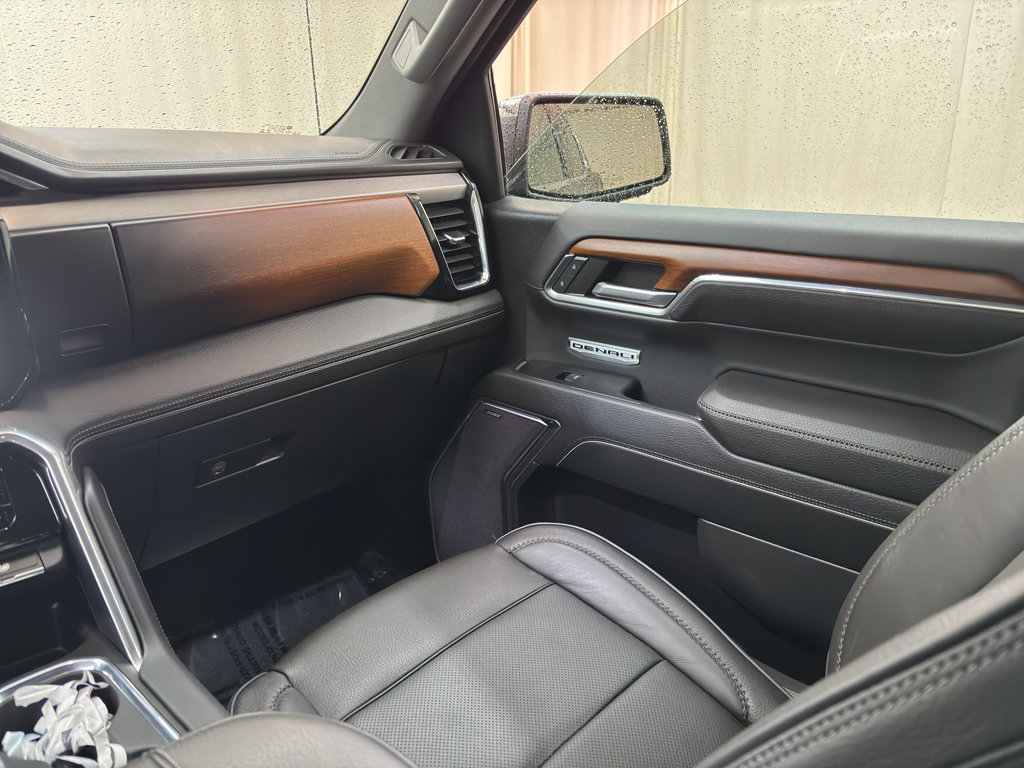 Used 2023 GMC Sierra 1500 Denali image 15
