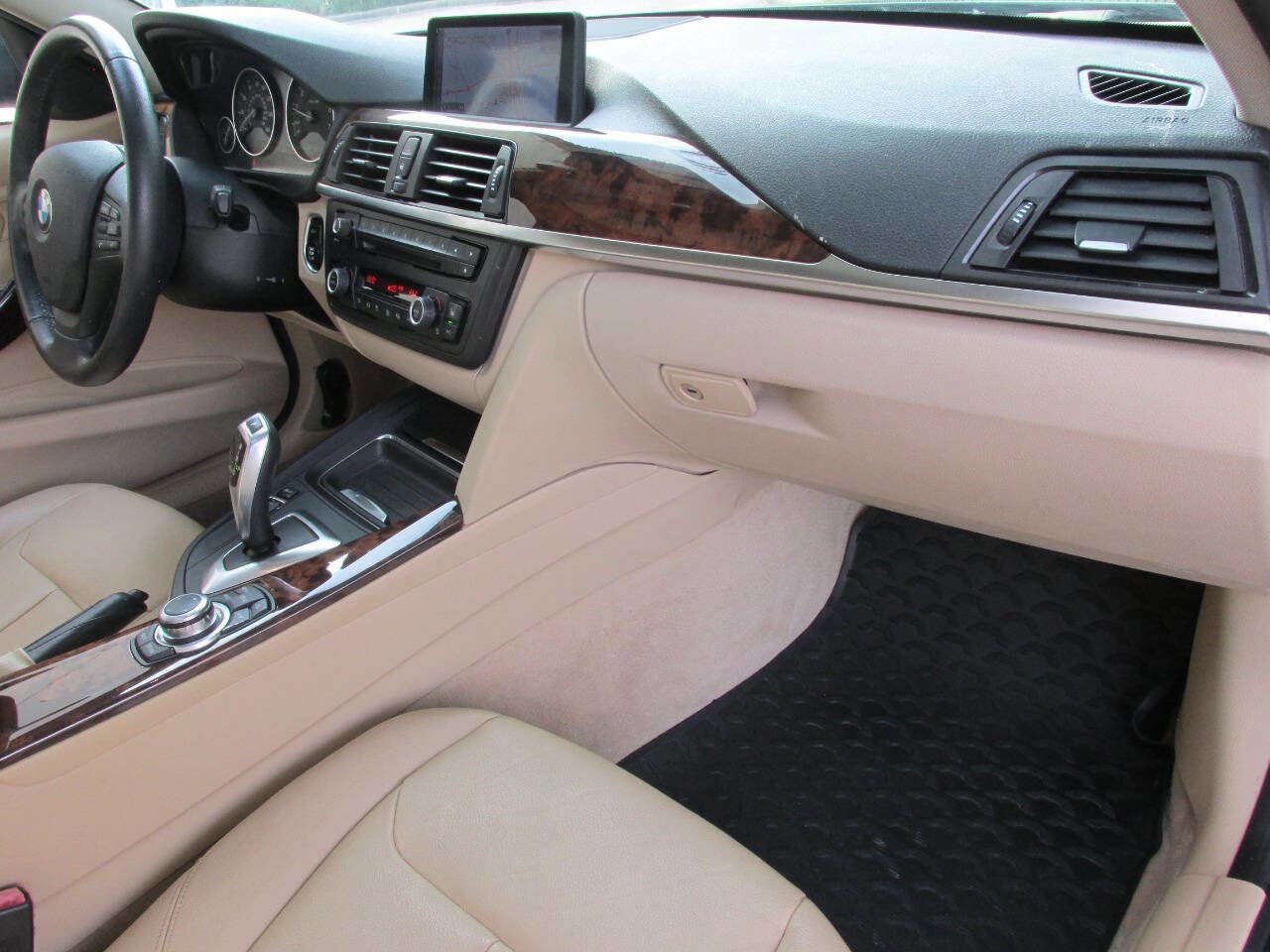 Used 2014 BMW 328i xDrive Sedan image 20