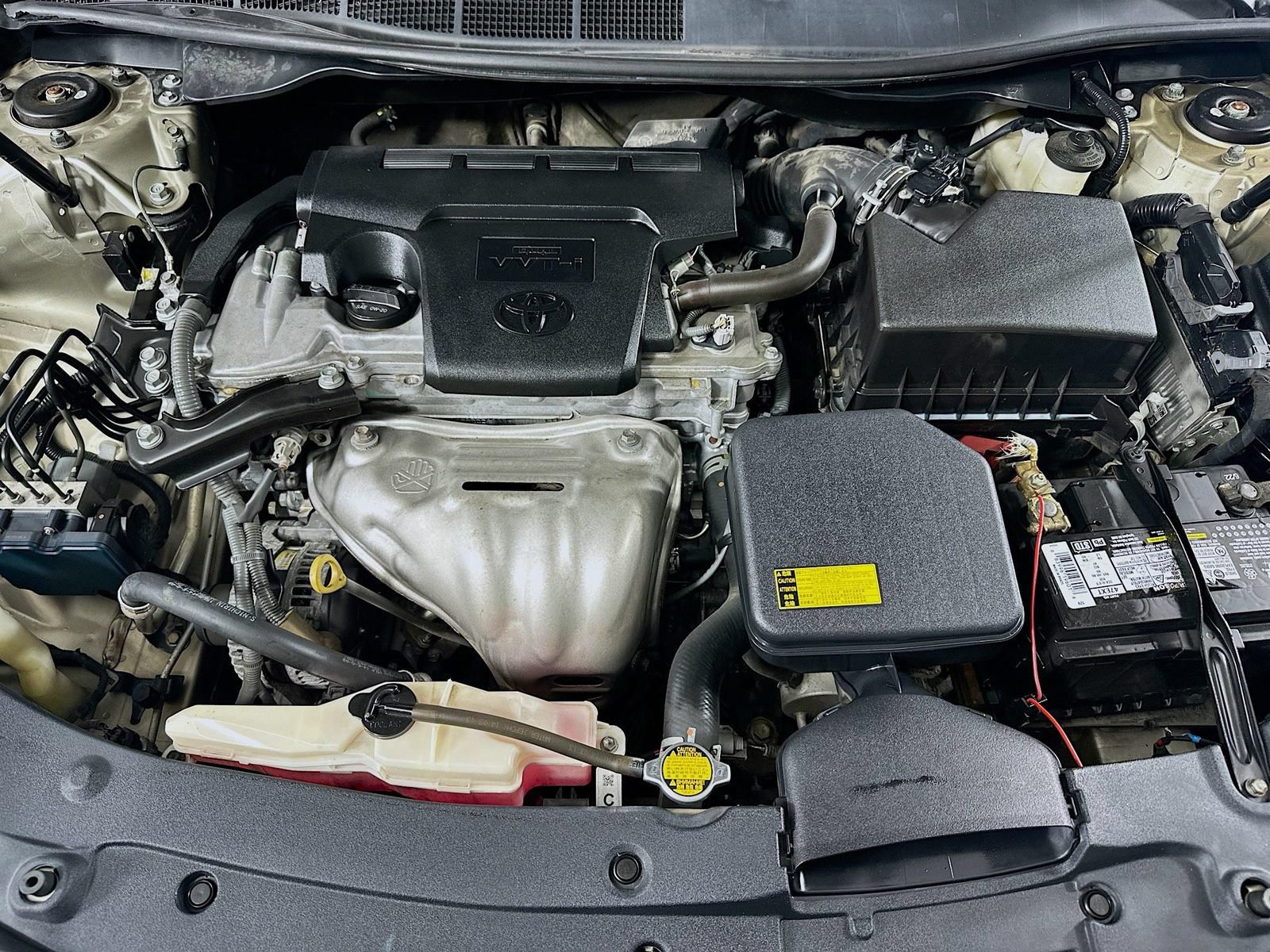 Used 2014 Toyota Camry XLE FWD image 28