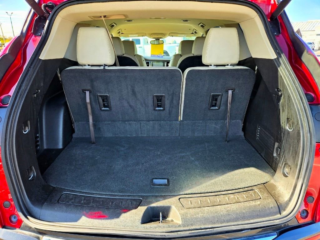 Used 2019 Buick Enclave Essence image 18