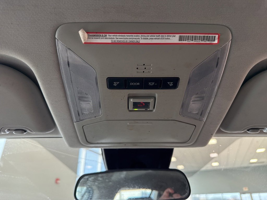 Used 2022 Toyota RAV4 LE image 28