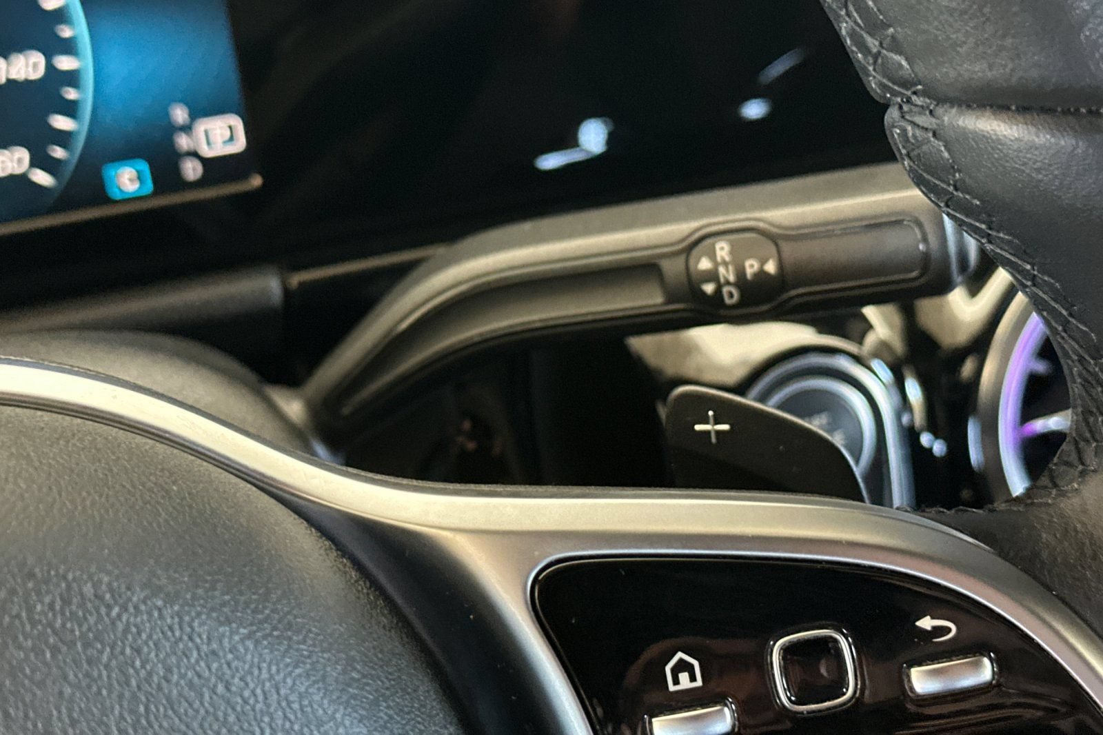Certified 2021 Mercedes-Benz GLA 250 image 32