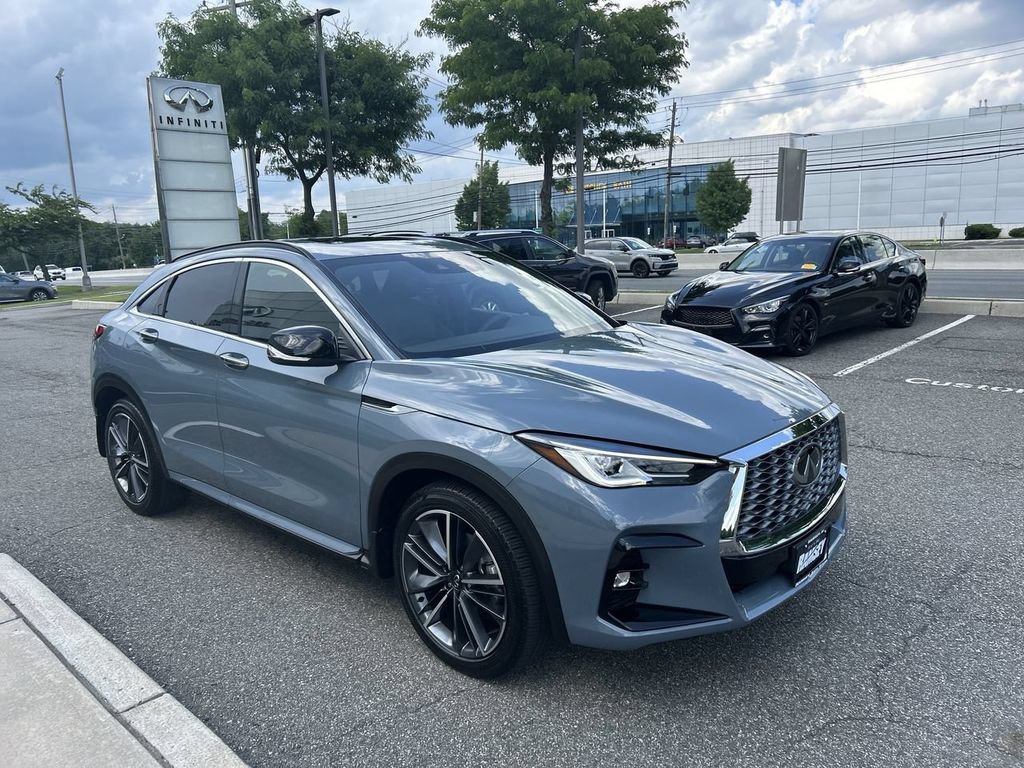 Certified 2024 INFINITI QX55 Luxe w/ Cargo Package AWD/4WD image 2