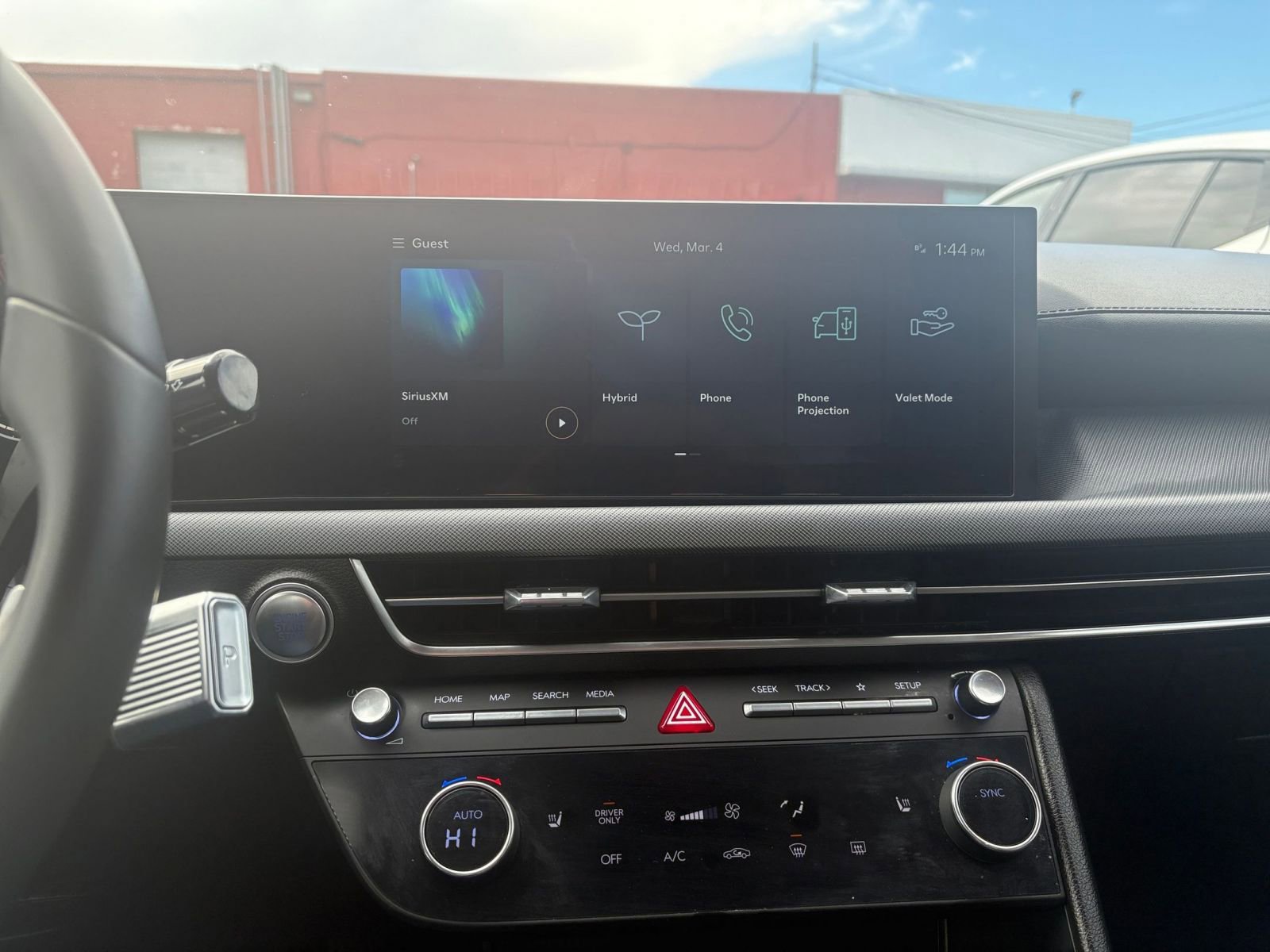 Used 2025 Hyundai Sonata SEL FWD image 17