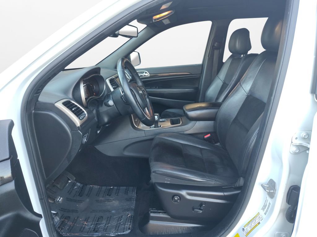 Used 2015 Jeep Grand Cherokee Altitude image 17
