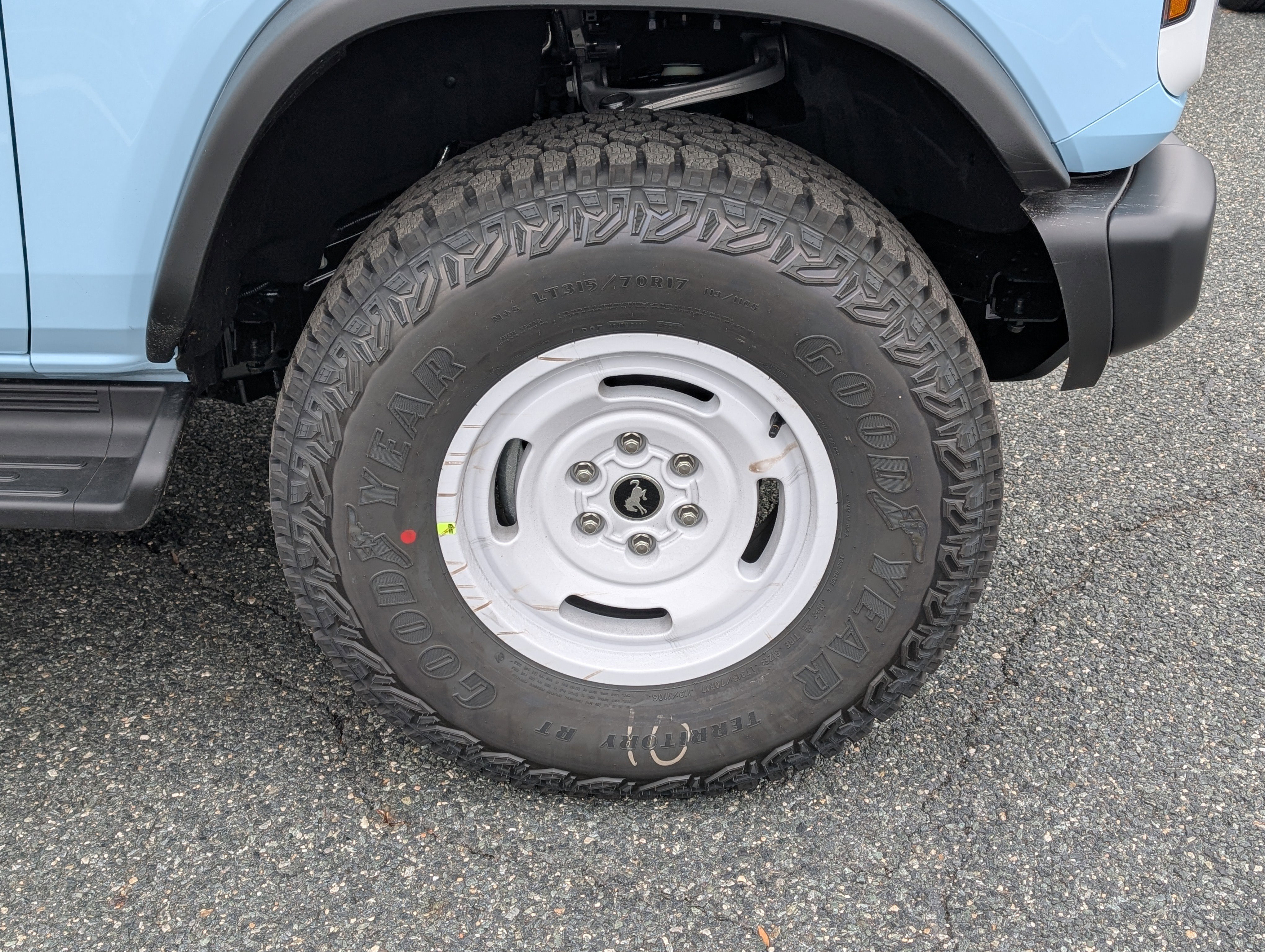 New 2025 Ford Bronco Heritage Edition image 5