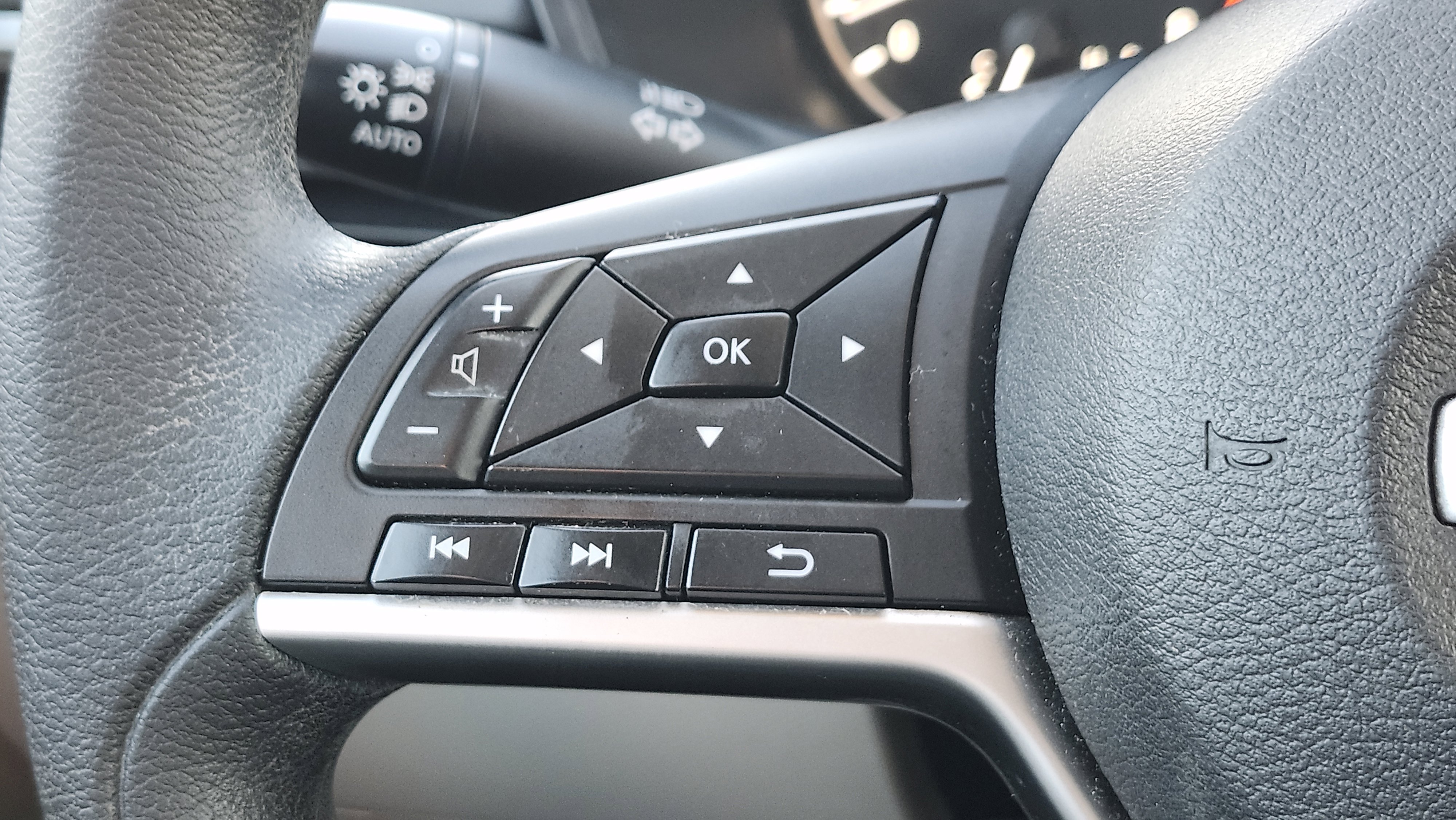 Used 2022 Nissan Altima 2.5 SV image 30