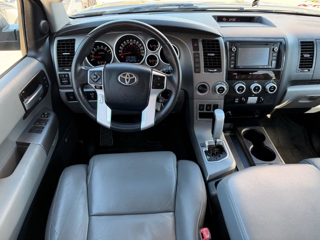 Used 2016 Toyota Sequoia Limited AWD/4WD image 4