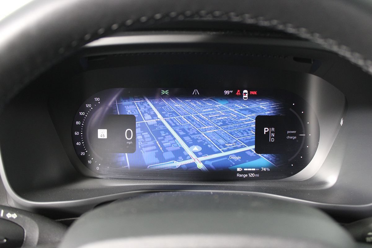 Used 2023 Volvo XC40 Recharge Ultimate AWD/4WD image 18