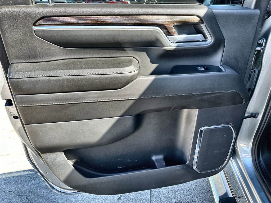 Used 2024 GMC Sierra 3500 SLE w/ SLE Value Package image 15