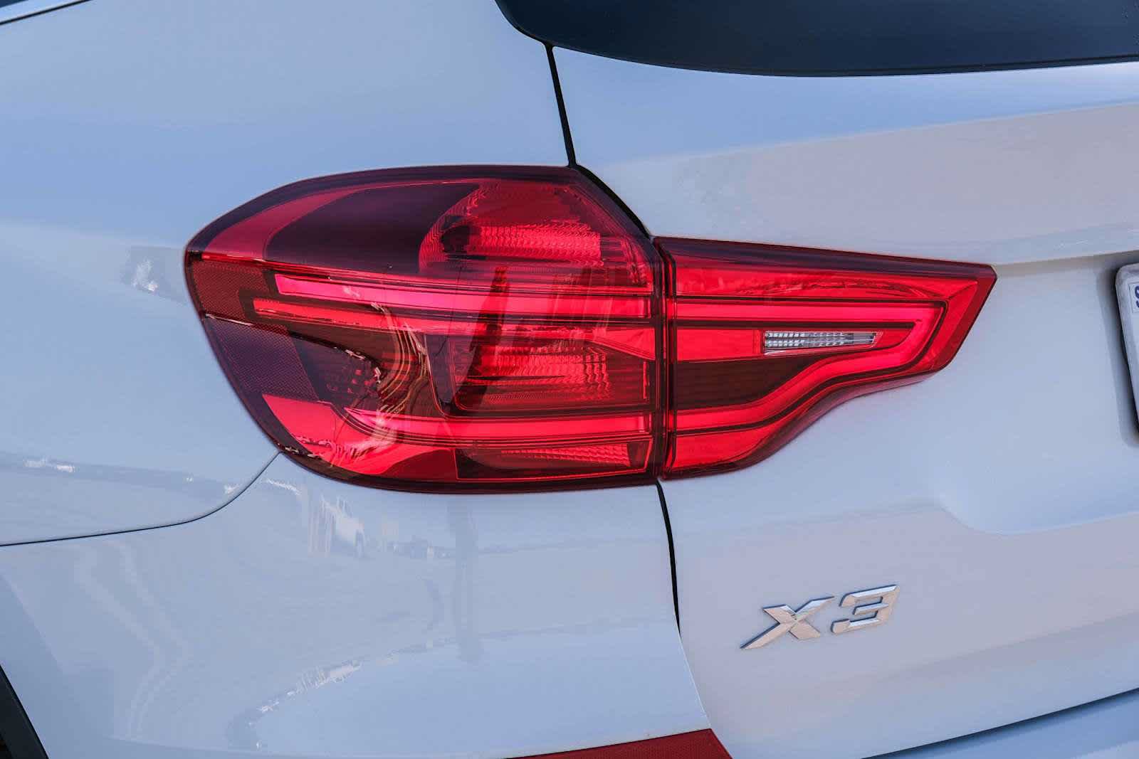 Used 2019 BMW X3 sDrive30i w/ Driving Assistance Package RWD image 5