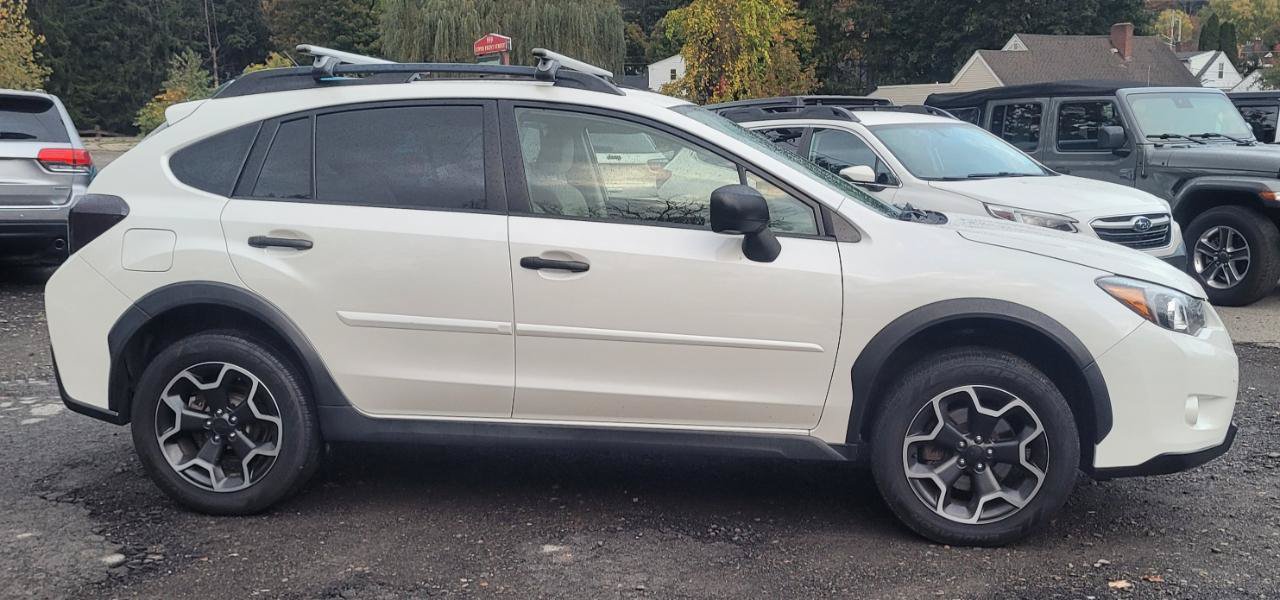 Used 2014 Subaru Crosstrek 2.0i Premium AWD/4WD image 9