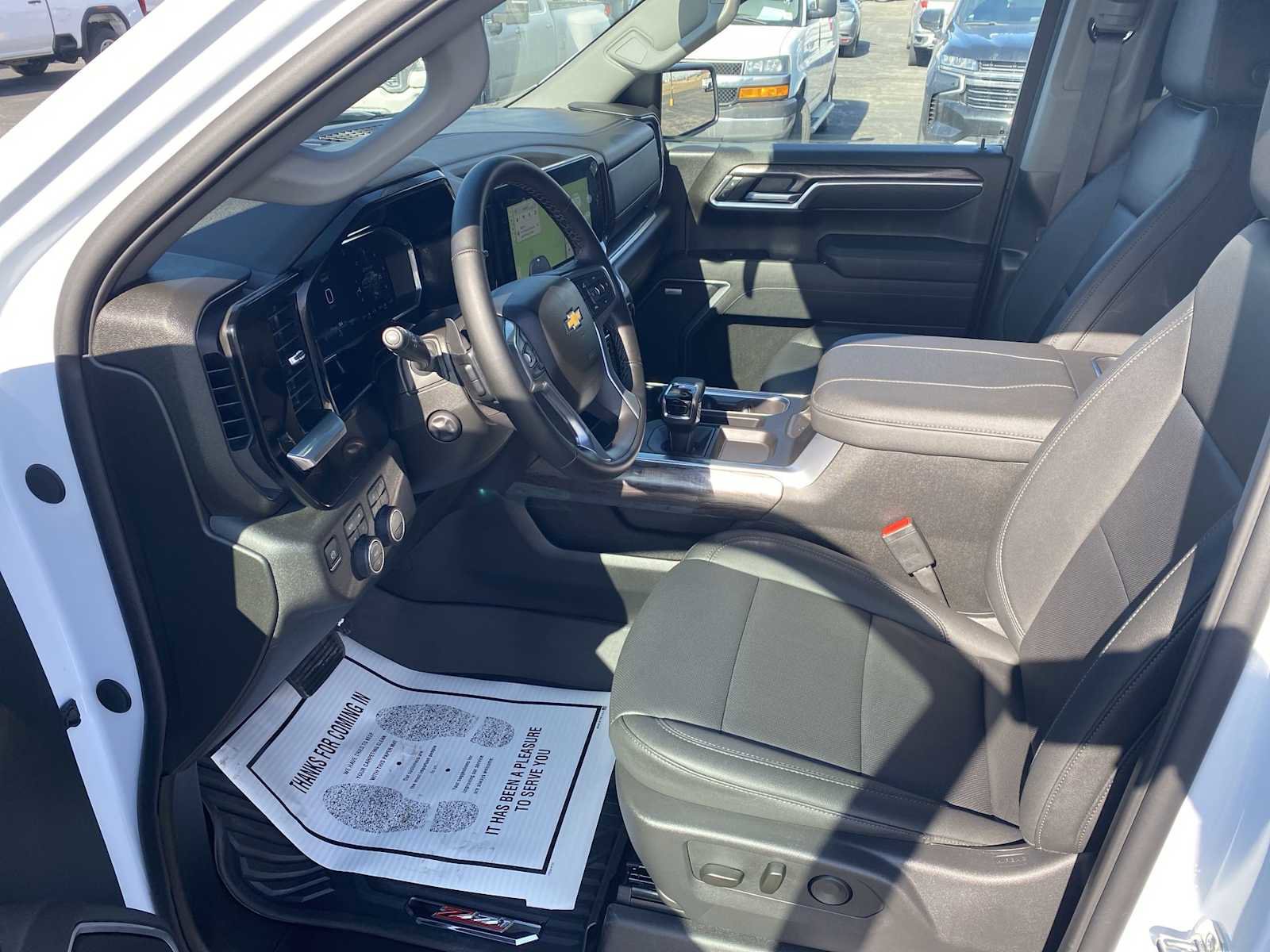 Used 2026 Chevrolet Silverado 1500 LTZ image 19