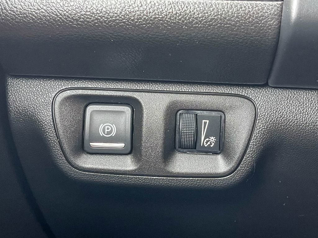 Used 2020 GMC Acadia SLE image 45