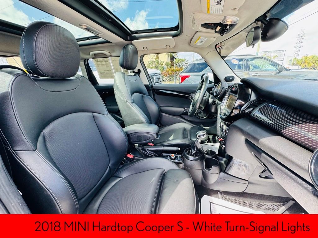 Used 2018 MINI Cooper S image 14