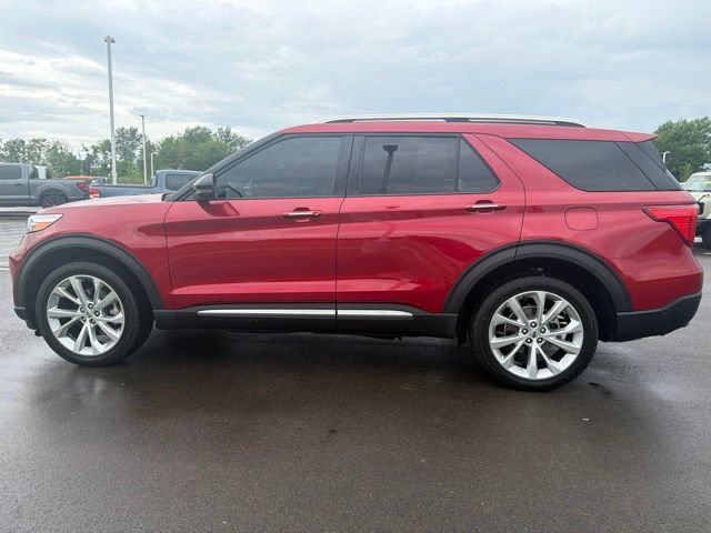 Certified 2022 Ford Explorer Platinum w/ Equipment Group 601A AWD/4WD image 16