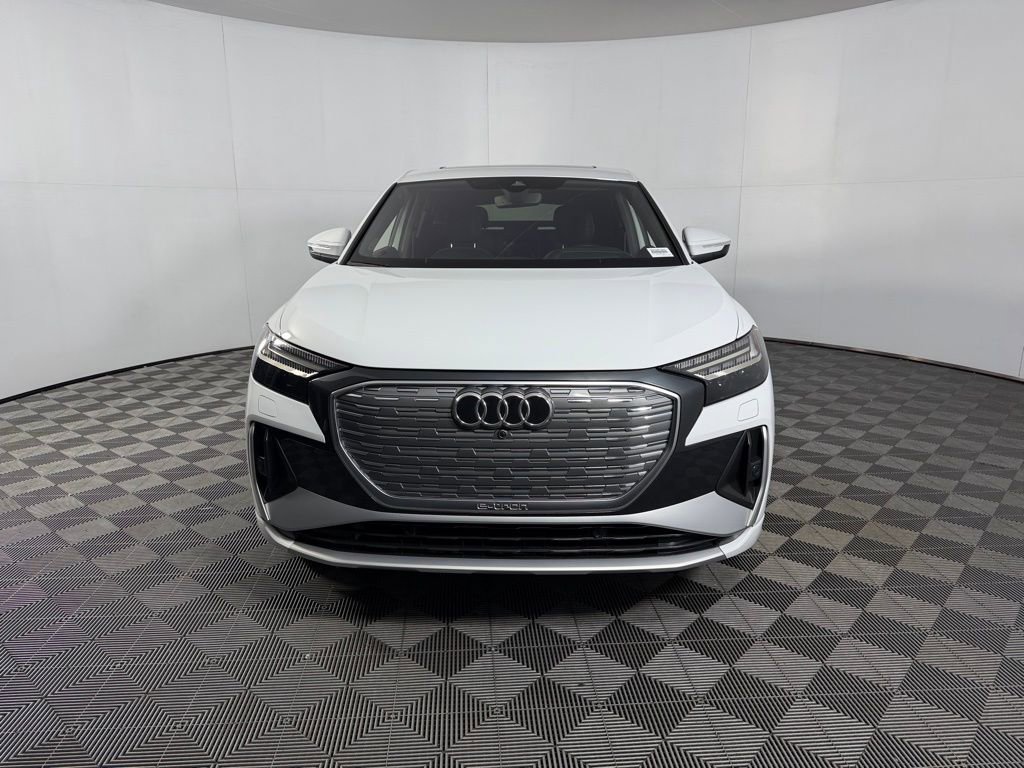 Used 2024 Audi Q4 e-tron Prestige AWD/4WD image 11