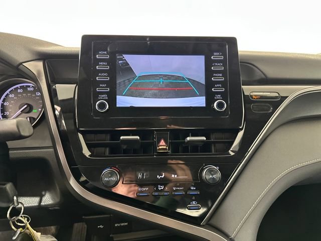 Used 2023 Toyota Camry SE image 22