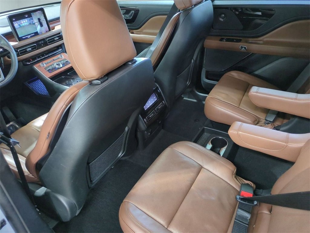 Certified 2023 Lincoln Aviator Reserve w/ Equipment Group 201A image 28