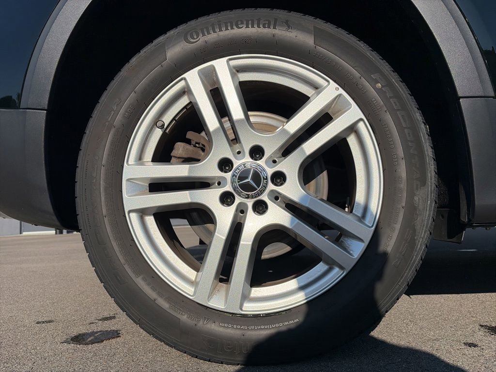 Used 2023 Mercedes-Benz GLB 250 4MATIC image 23