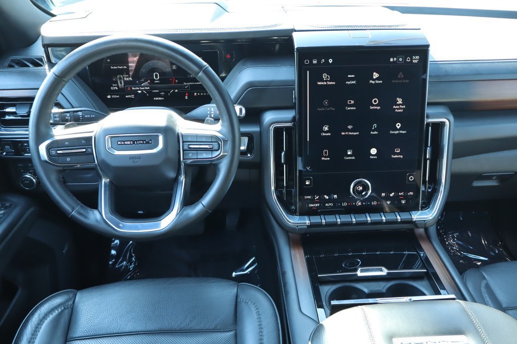 Used 2025 GMC Yukon XL Denali AWD/4WD image 26