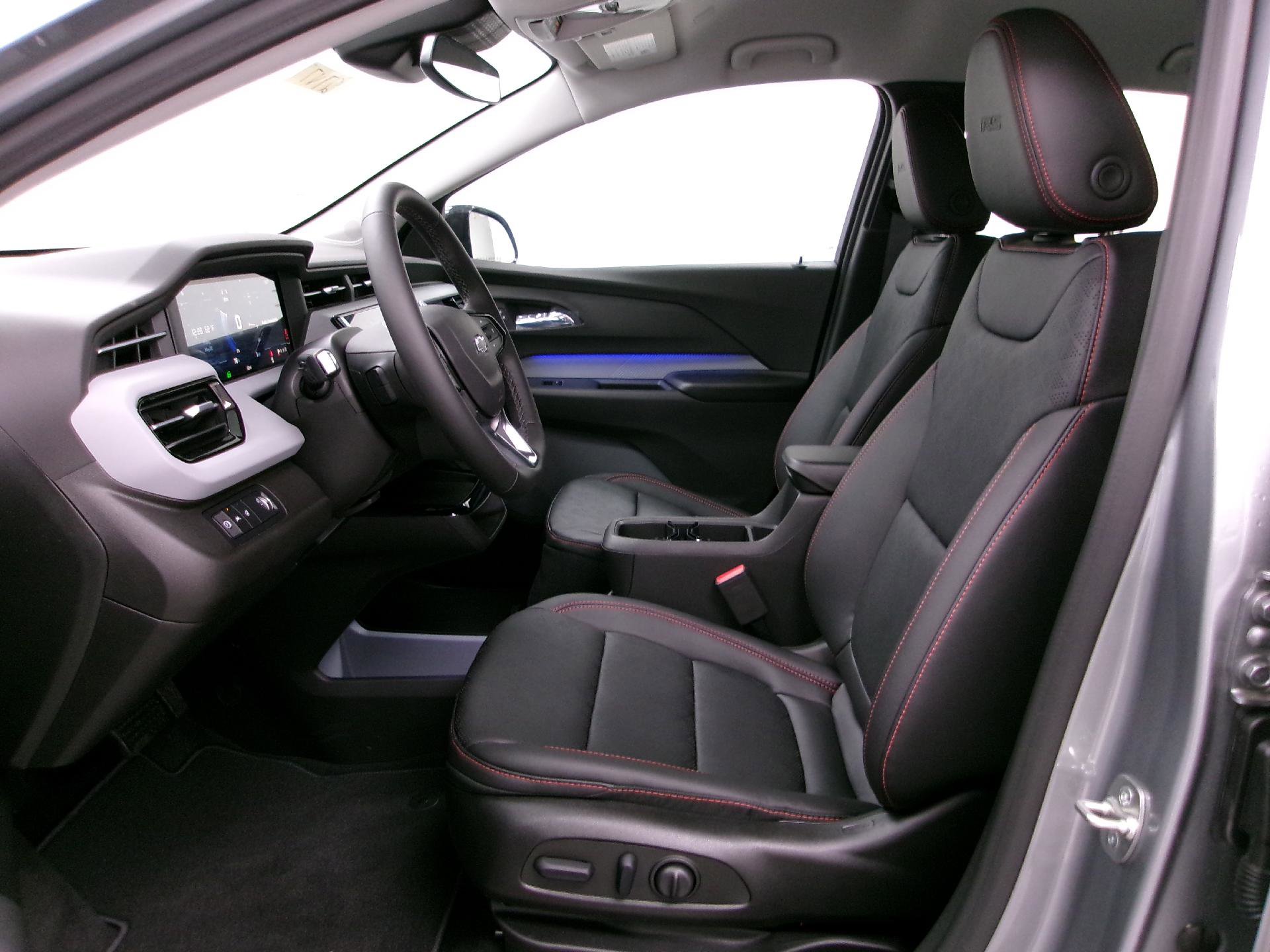 New 2027 Chevrolet Bolt RS FWD image 8