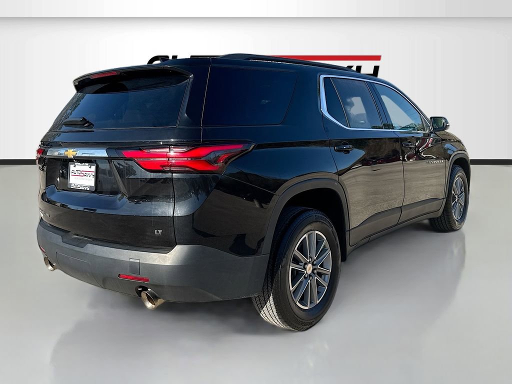 Used 2023 Chevrolet Traverse LT image 7