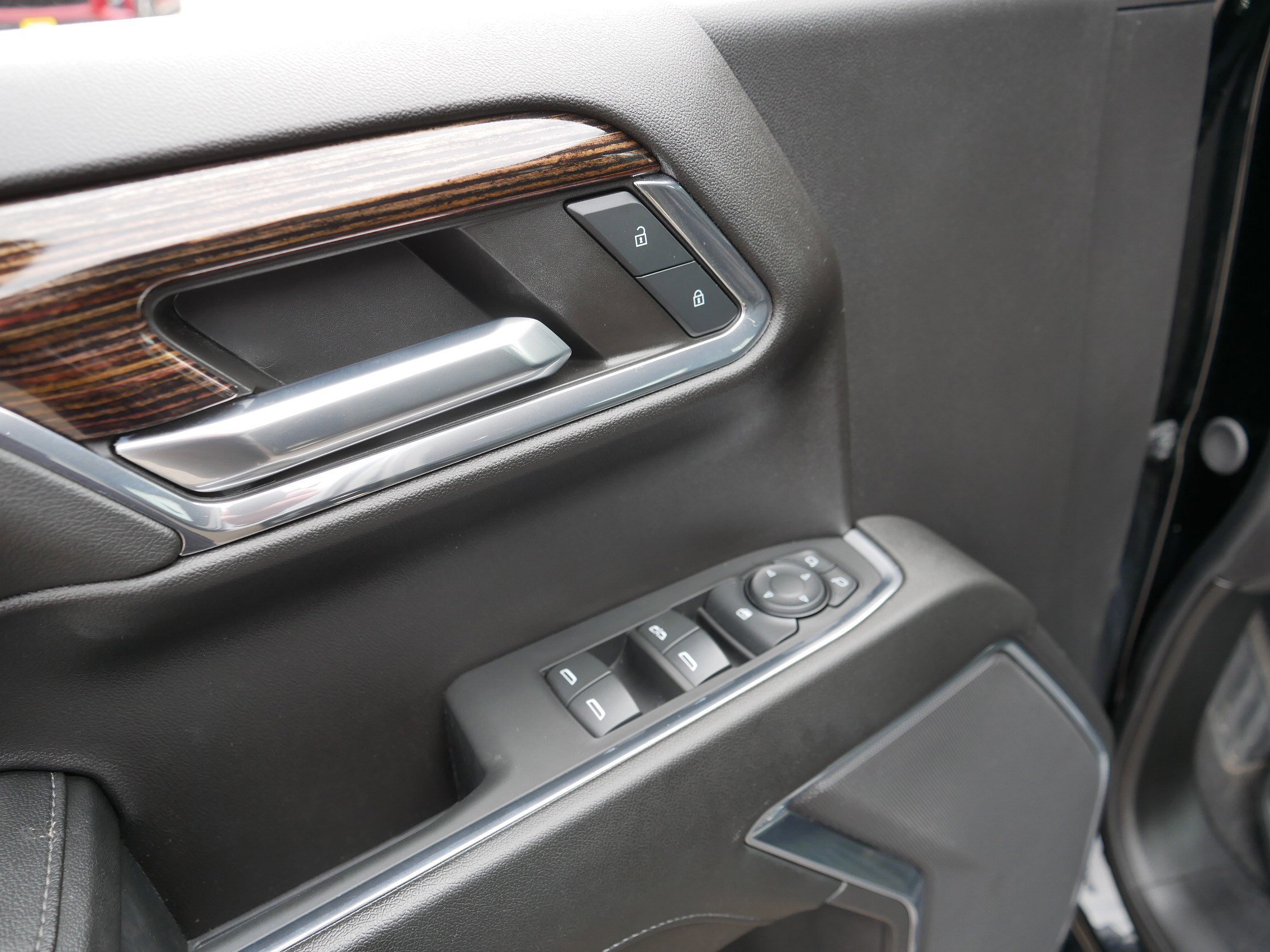 Used 2024 GMC Sierra 1500 Elevation image 19