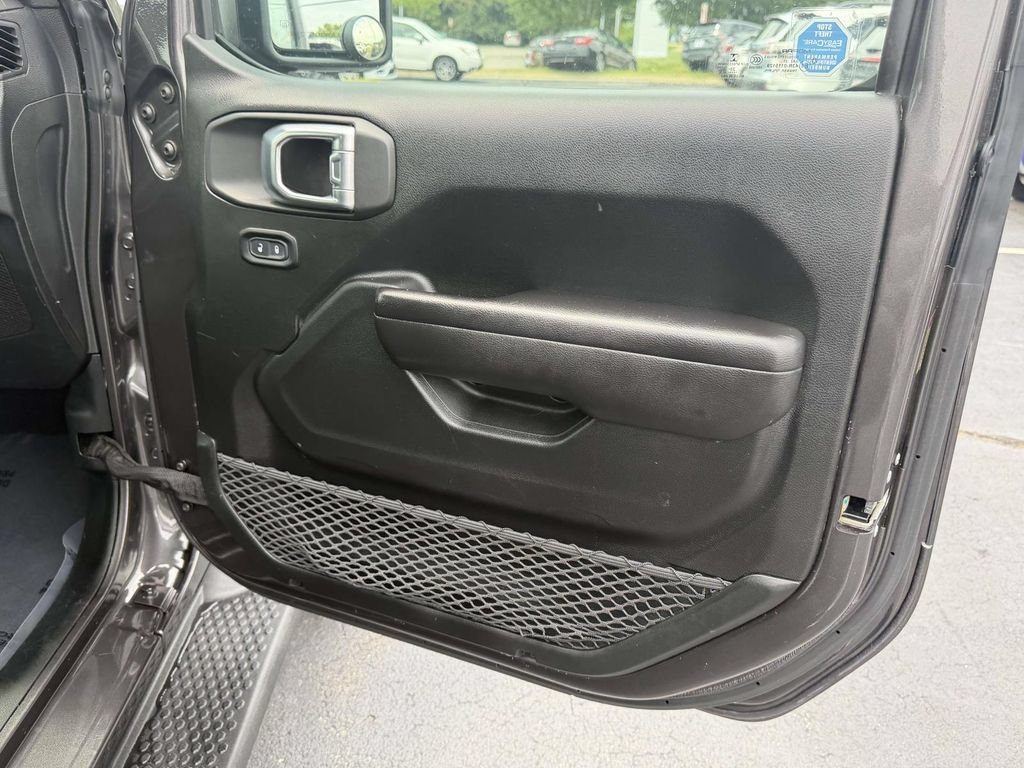 Used 2021 Jeep Wrangler Sport AWD/4WD image 10
