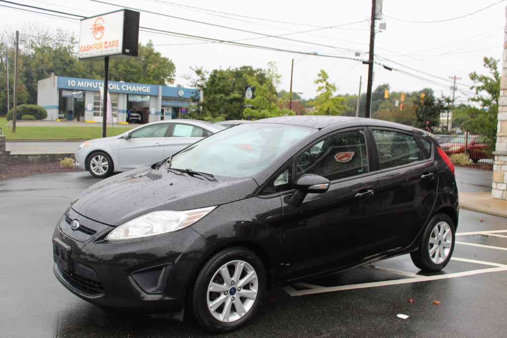Used 2013 Ford Fiesta SE