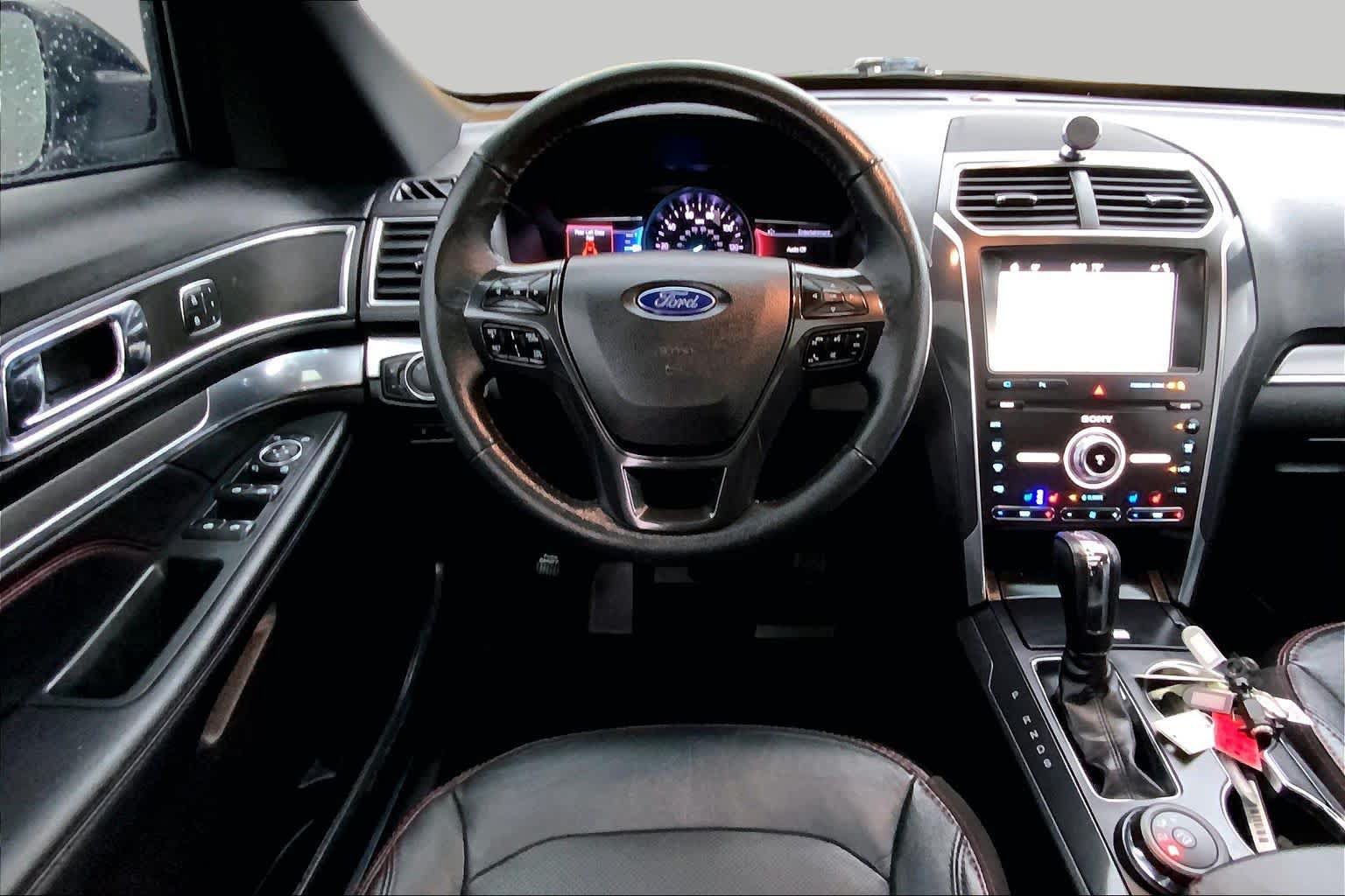Used 2019 Ford Explorer Sport w/ Equipment Group 401A AWD/4WD image 6
