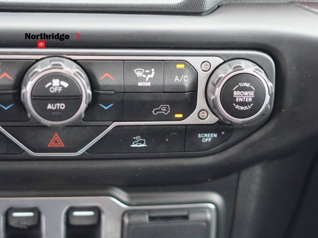 Used 2021 Jeep Wrangler Rubicon AWD/4WD image 28