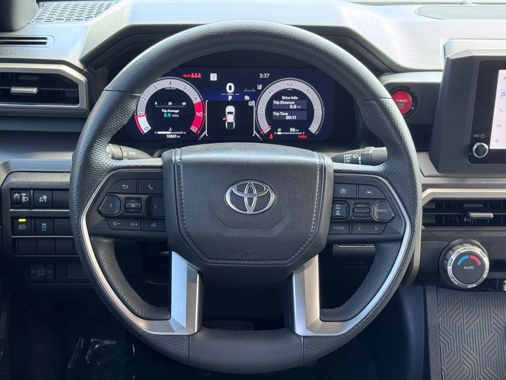 Used 2025 Toyota Tacoma TRD Off-Road AWD/4WD image 8