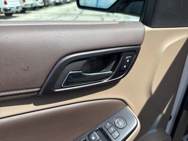 Used 2018 Chevrolet Tahoe LT w/ LT Signature Package AWD/4WD image 28