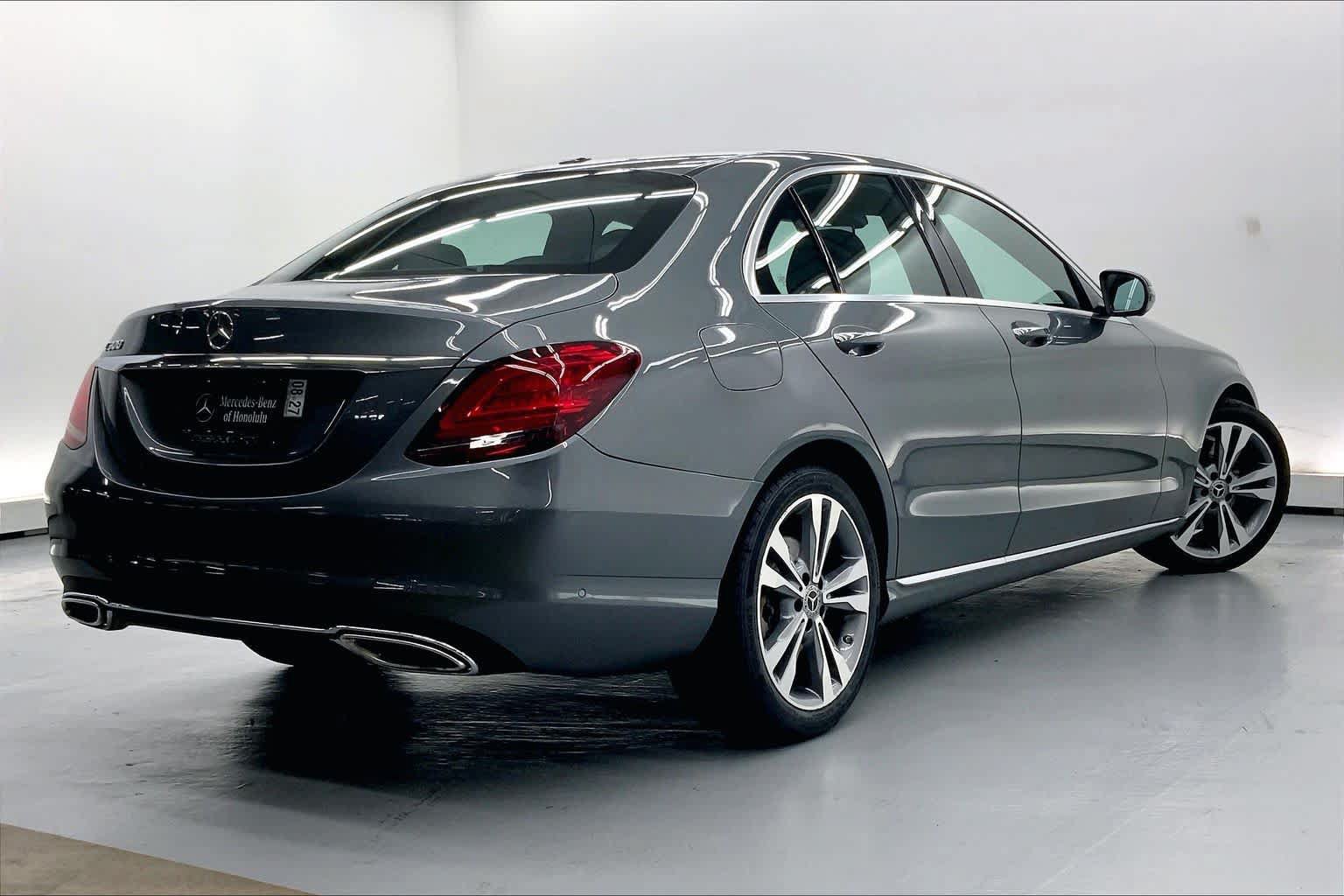 Used 2019 Mercedes-Benz C 300 Sedan image 4