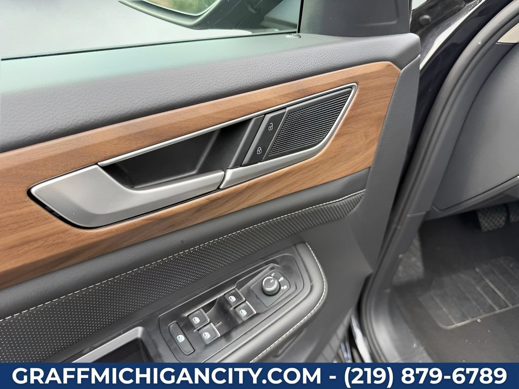 Used 2026 Volkswagen Atlas SE AWD/4WD image 10