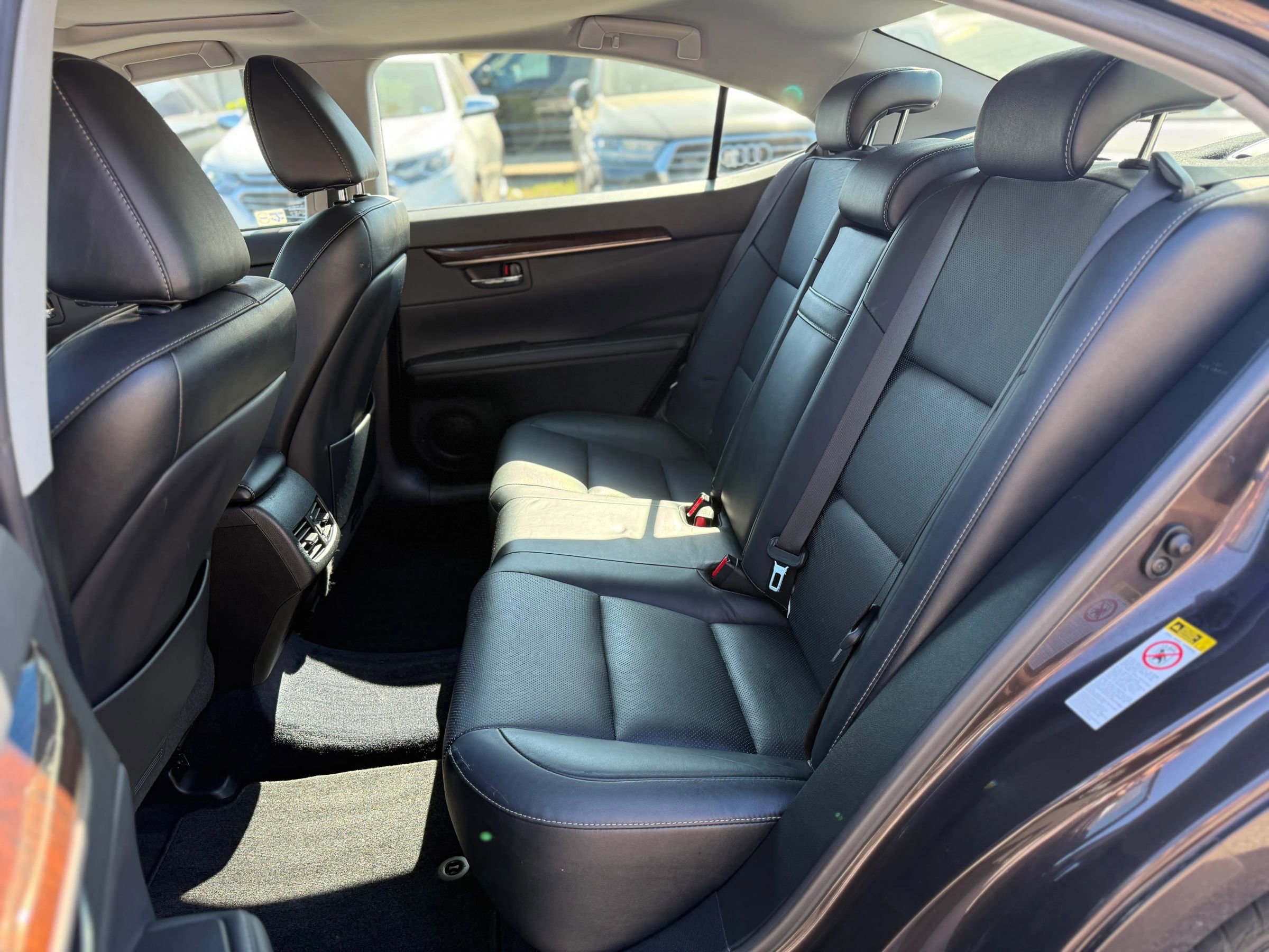 Used 2013 Lexus ES 350 w/ Luxury Pkg image 15