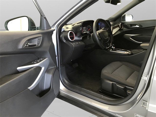 Used 2024 Chevrolet Trax RS w/ Driver Confidence Package image 11